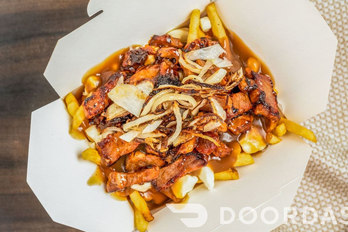 Large Cowtown Poutine