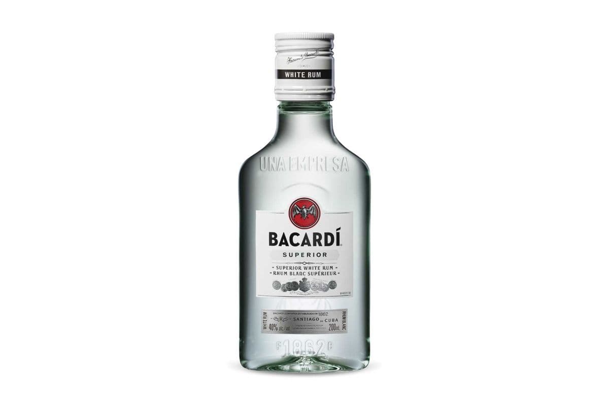 Bacardi White Rum (1 x 200ml)