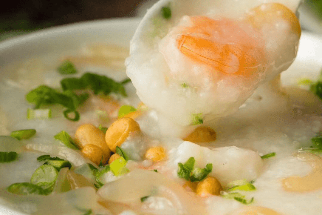 Assorted Seafood with Peanut Congee