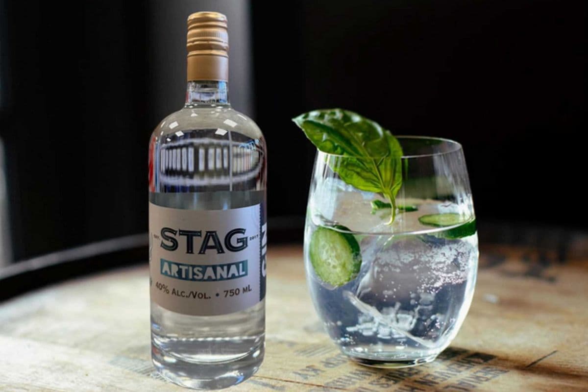 STAG GIN (1 x 750ML)