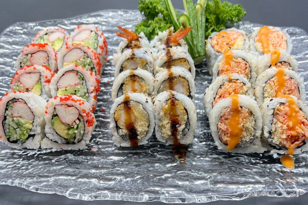 B10. cook maki combo (24pcs)