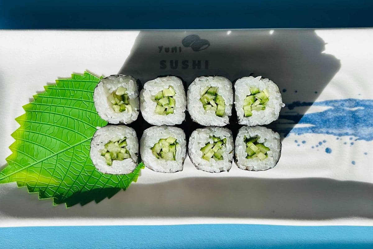 Cucumber Roll (8 pcs)