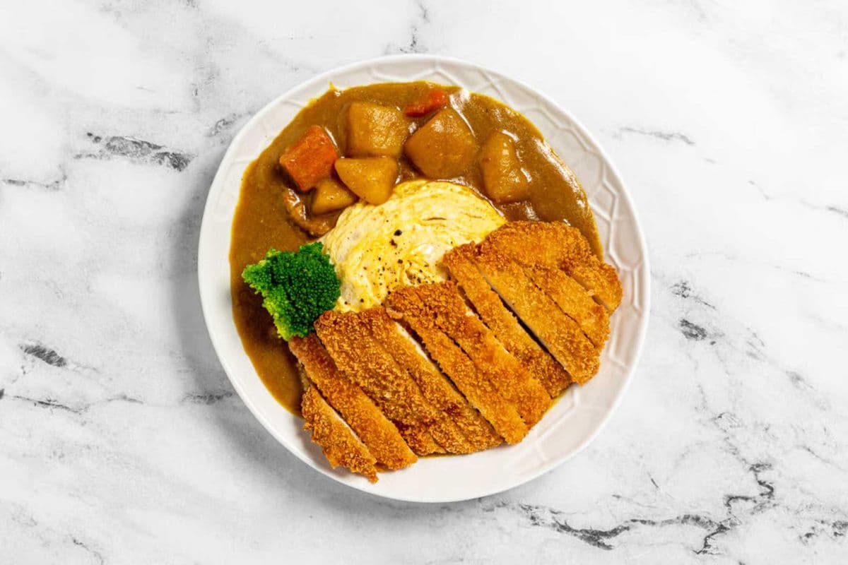 Omurice Chicken Katsu Curry