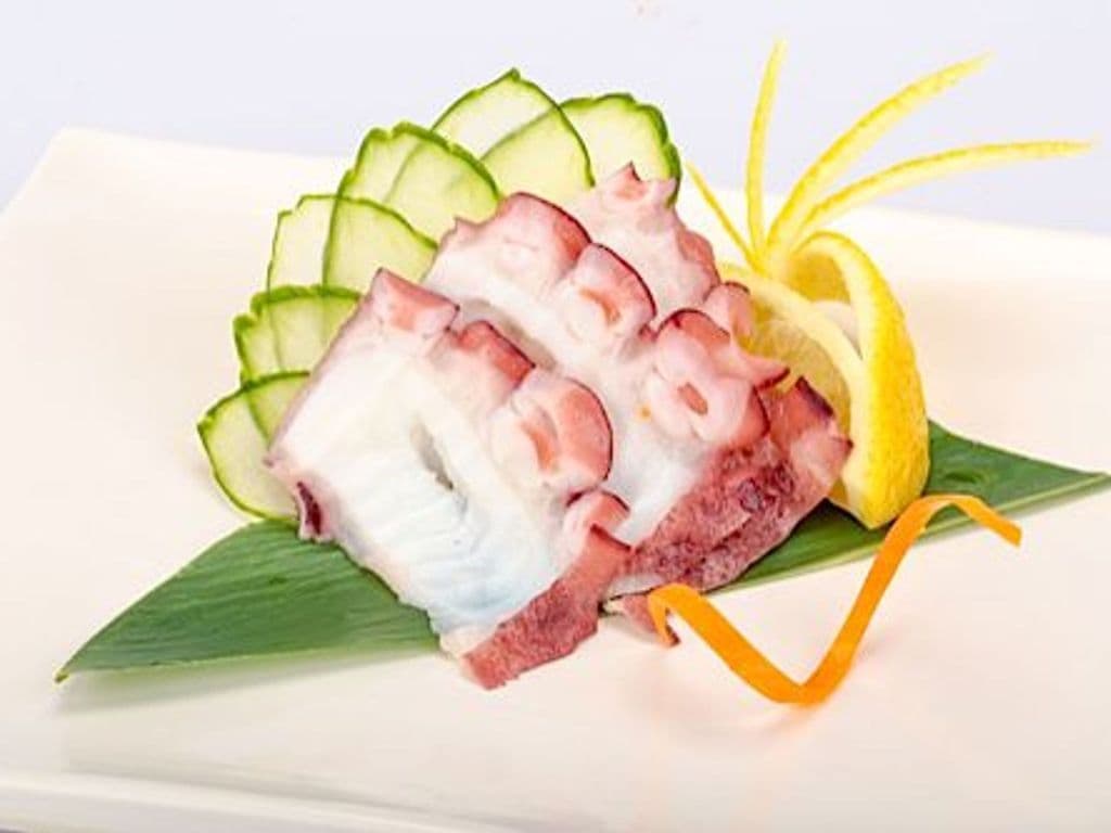 Octopus Sashimi (3pcs)