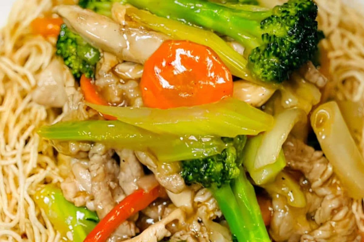 65. Stir-Fried Beef, Chicken, Mixed Vegetable on Egg Noodles