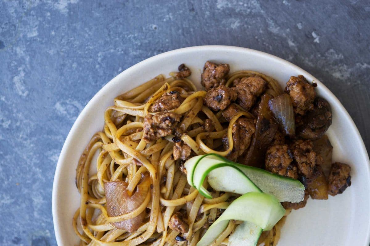 477 Black Bean Fried Noodle