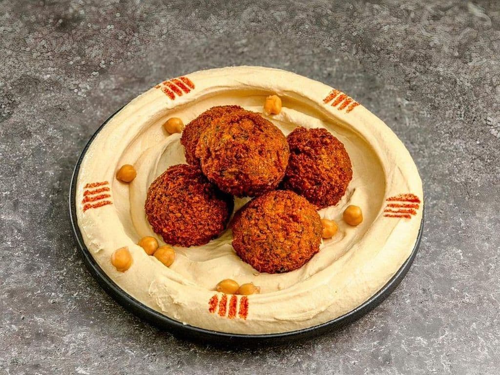 Hummus Plate with Falafel