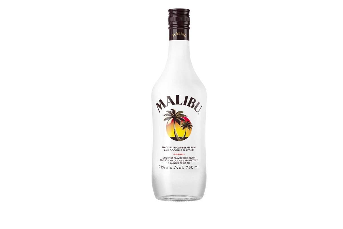 Malibu Coconut Rum (1 x 750 ml)