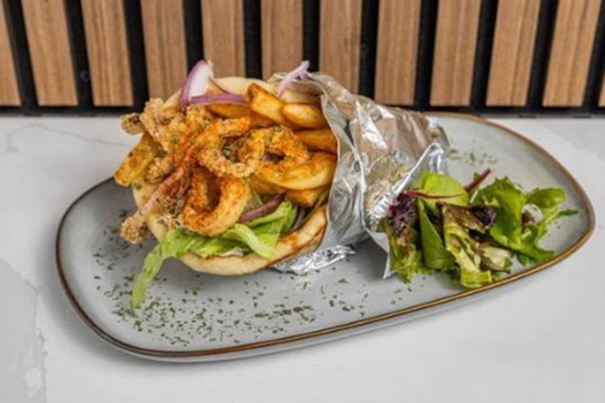 Fried Calamari Pita