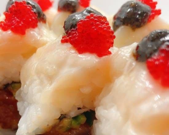 Lava Roll (8 pcs) / 熔岩卷 (8 pcs)