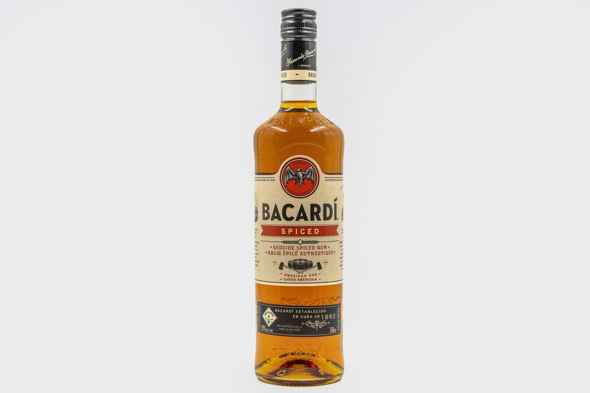 Bacardi Spiced Rum (1 x 750ml)