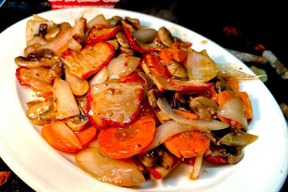 B.B.Q PORK WITH MUSHROOM