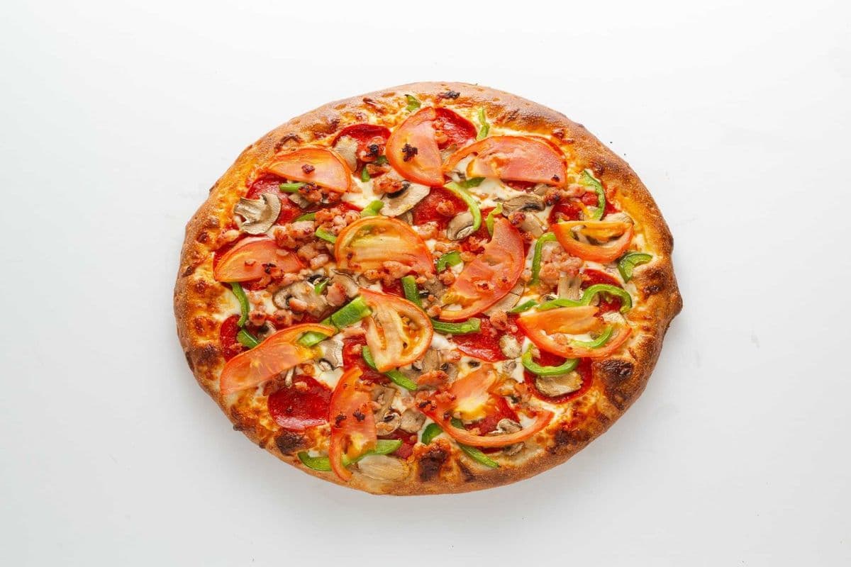 Deluxe Pizza