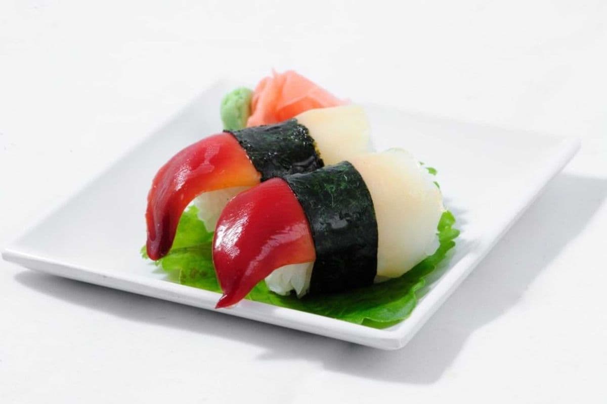Hokkigai (Surf Clam) (2 Pieces)
