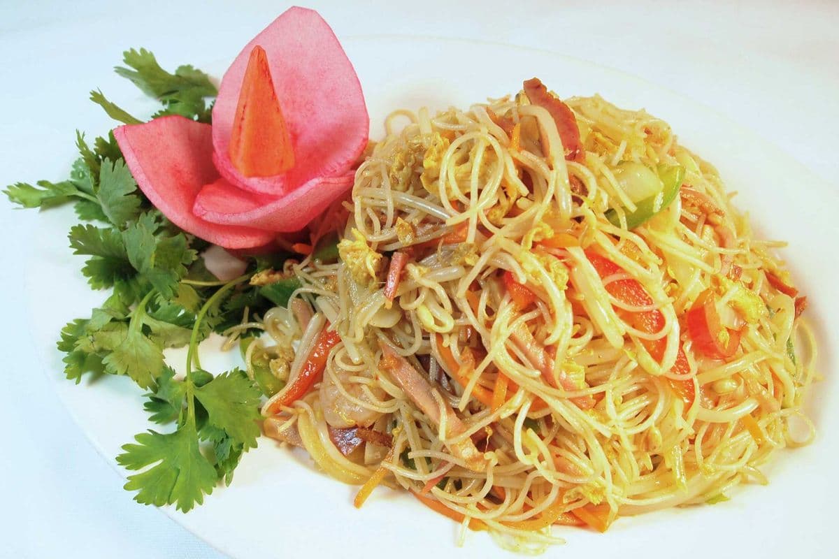 Singapore Style Fried Vermicelli
