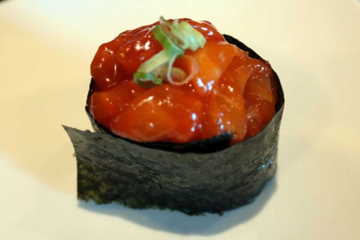 Spicy Salmon Nigiri Sushi (1 pc)