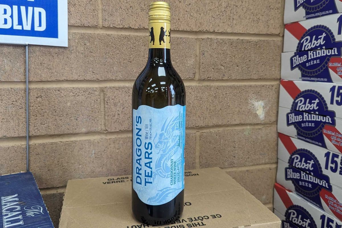 Dragon's Tears Chardonnay White Wine (750ML) (1 x 750 mL)