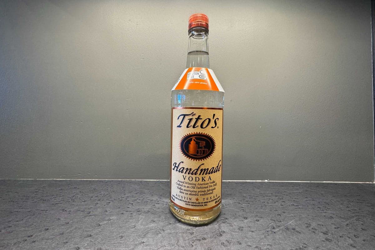 Tito's Handmade Vodka Bottle (1 x 750ml)