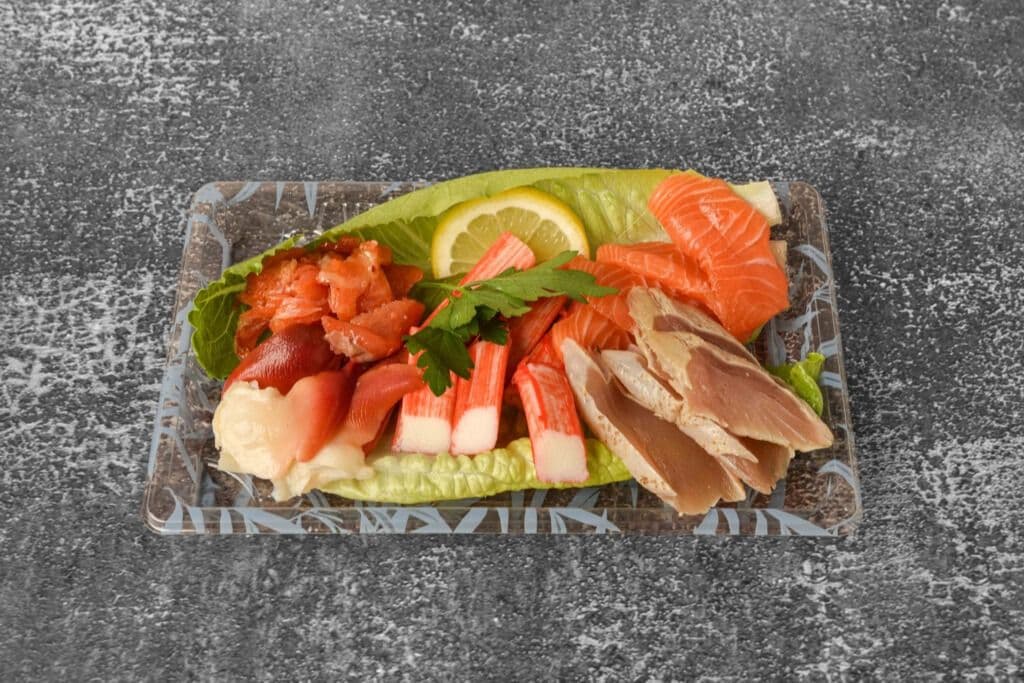 C19. Sashimi Combo 2 (15 pcs)