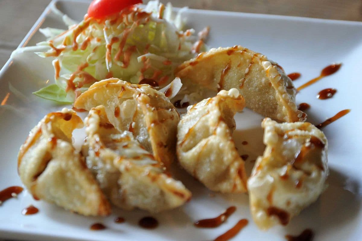Dumplings frits (6 mcx) / Fried Dumplings (6 pcs)