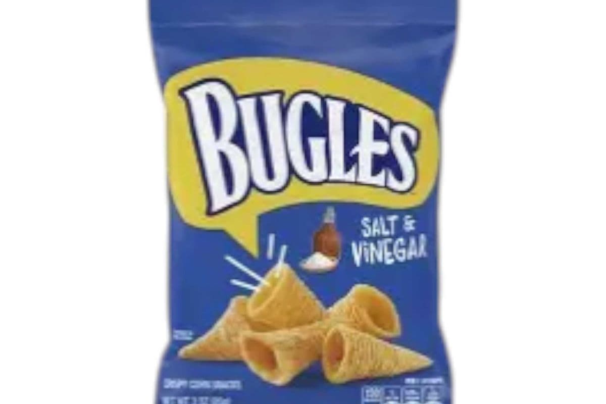 Bugles Salt & Vinegar Crispy Corn Snacks (85g) (440 Cal)