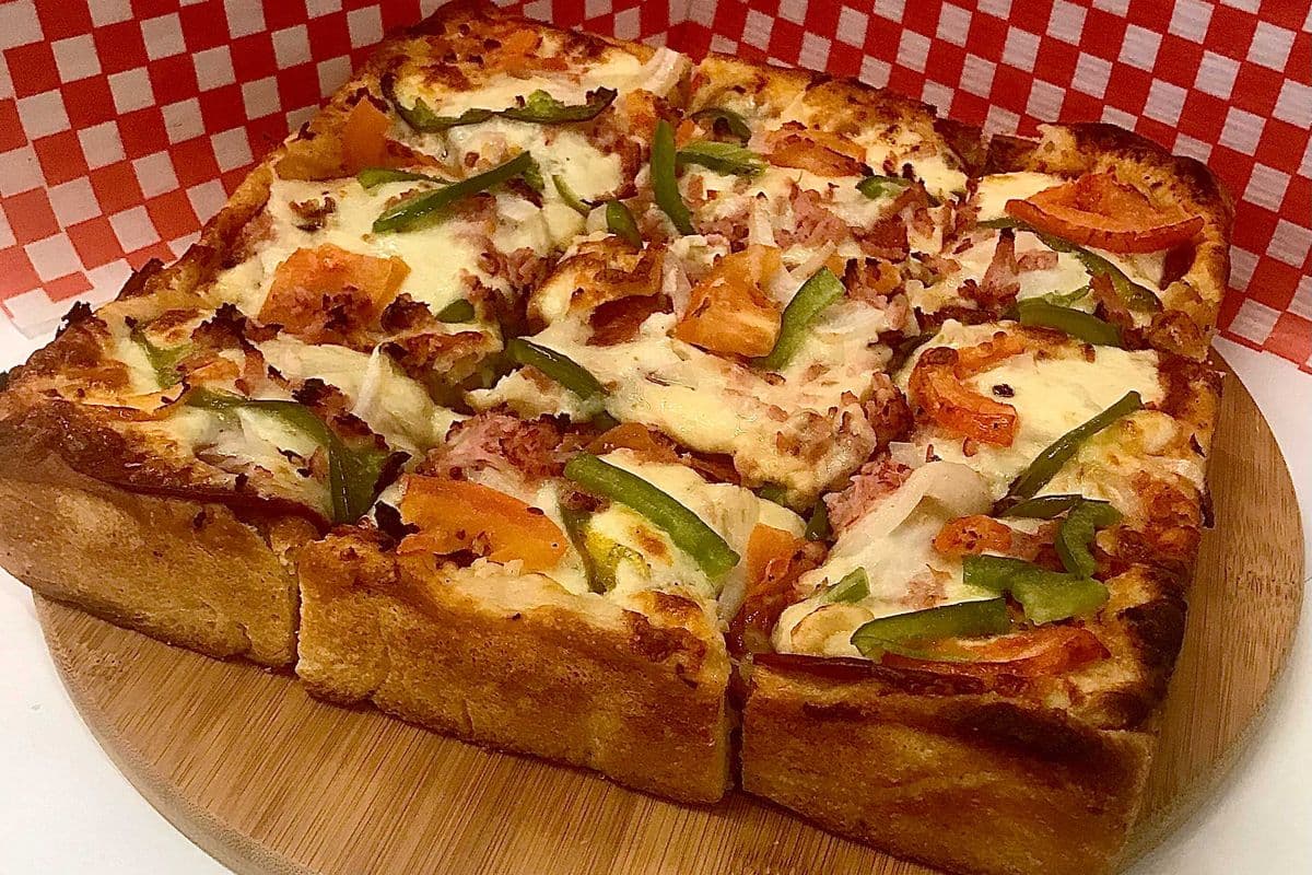 26. Mr. Universe Pizza