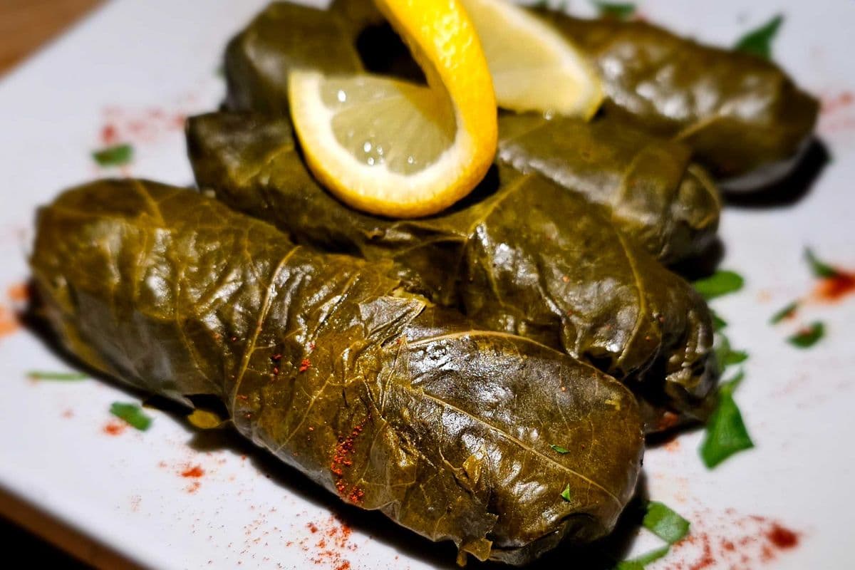 Grape Leaves (4pcs)
