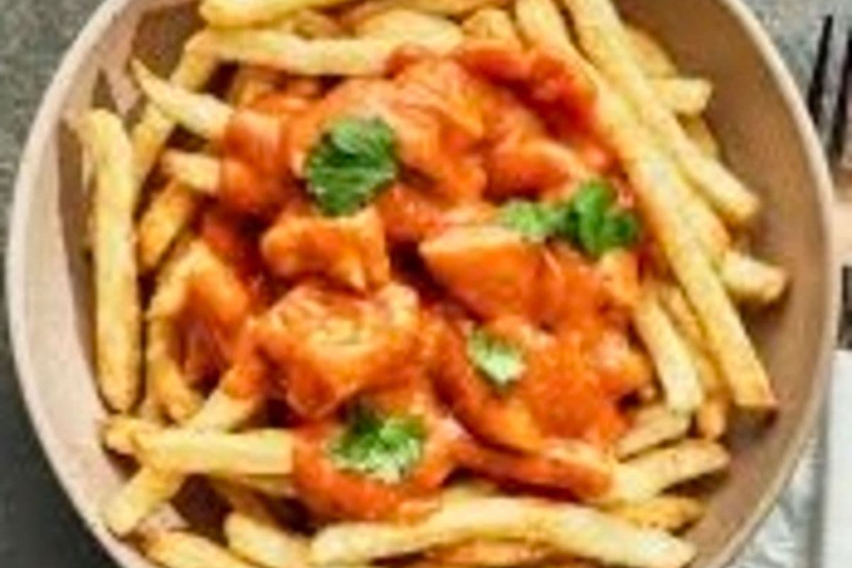 Butter Chicken Poutine