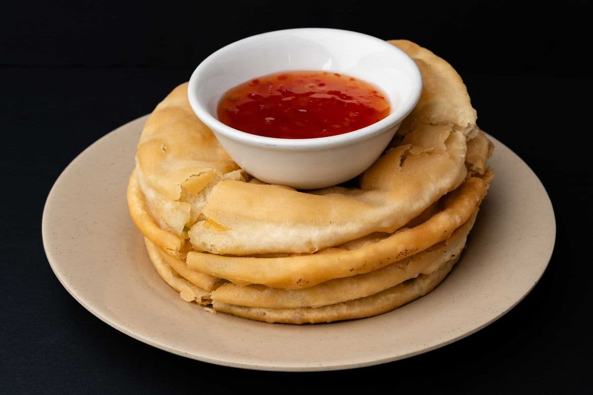 27. Greeon Onion Cakes (2 pcs)