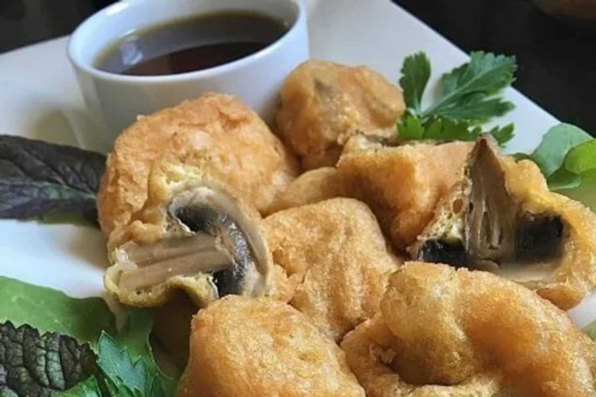 8. Mushroom Tempura (10 pcs)