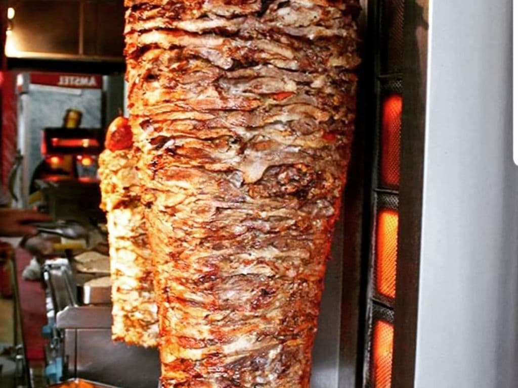 *VIANDE SEULEMENT GYRO PORC