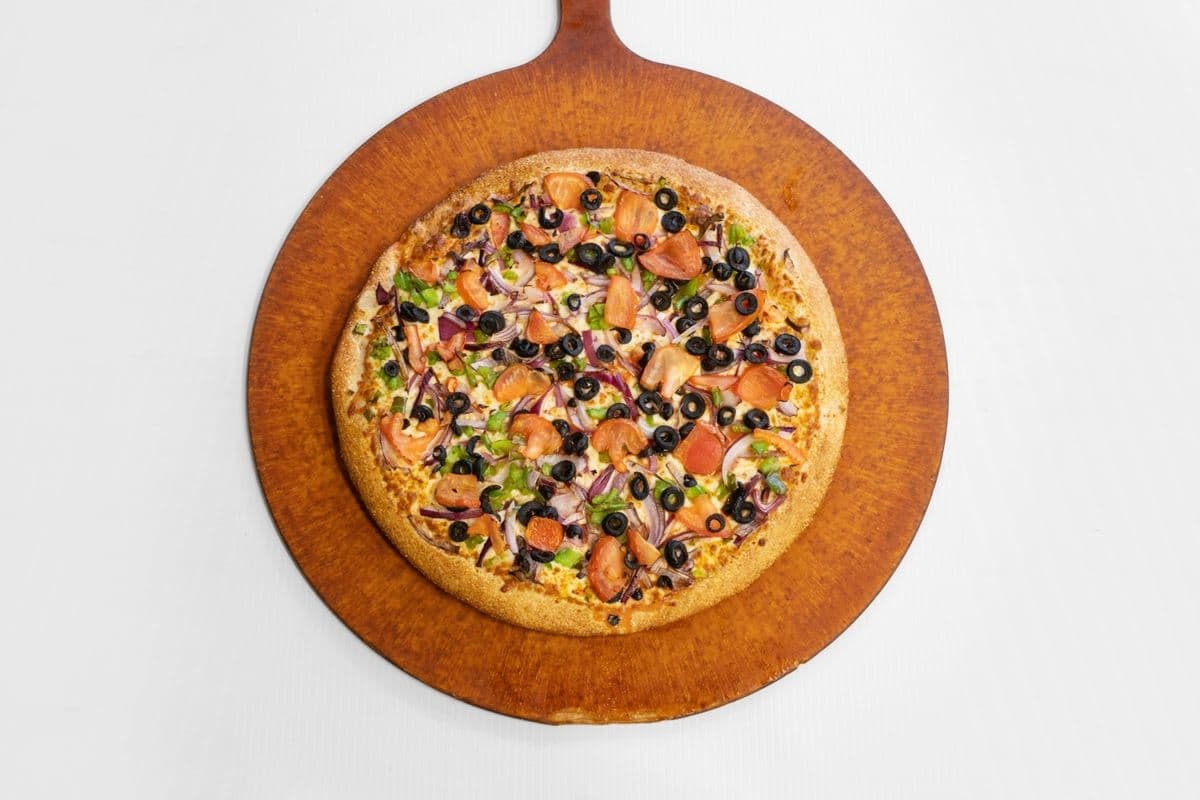 14" Large Superb Veggie Pizza