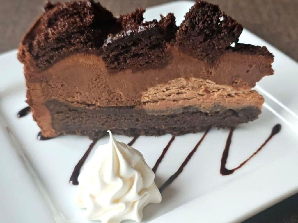 BLACKOUT TORTE