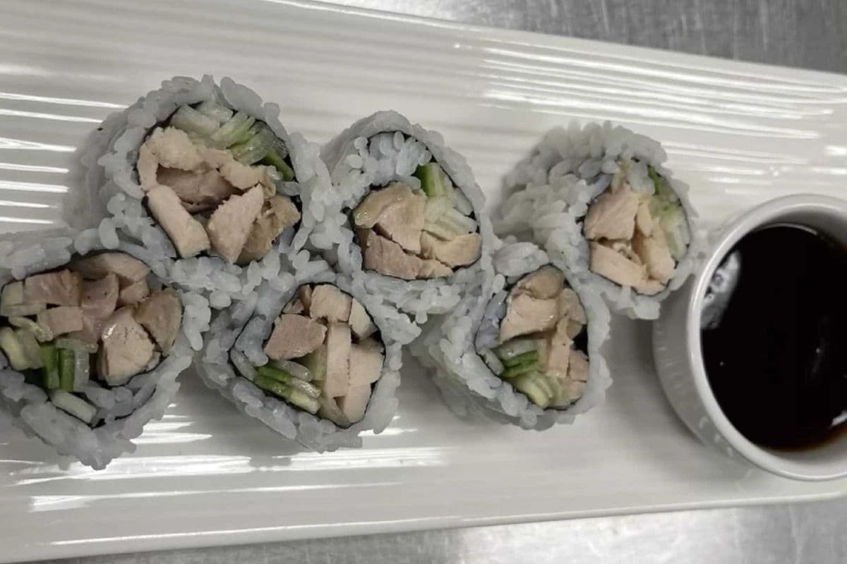 Chicken Terriyaki Roll (6 pcs)