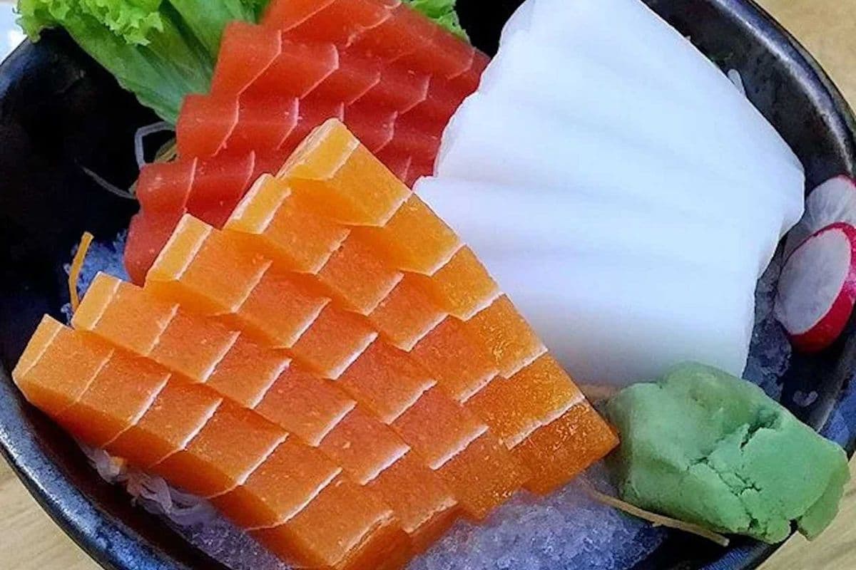 Mix Sashimi Tray 18pcs