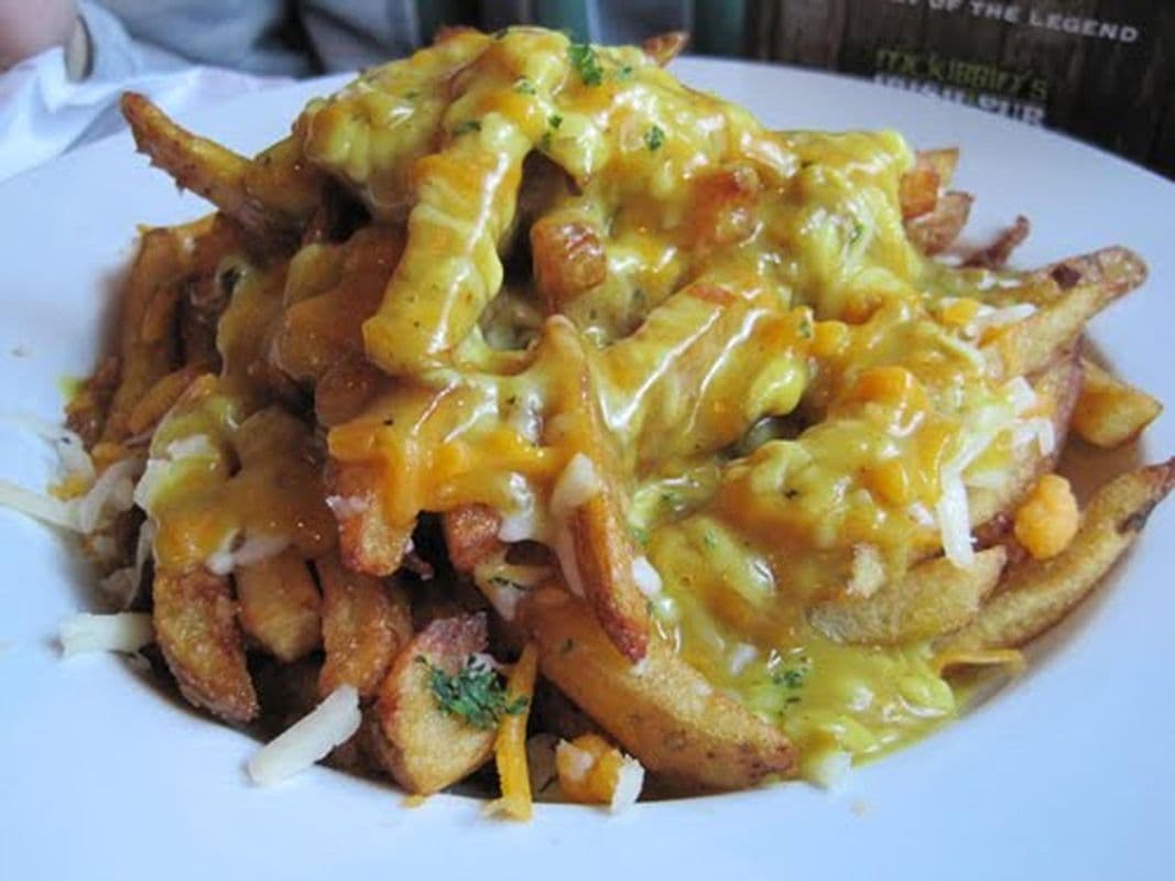 Curry Chicken Poutine