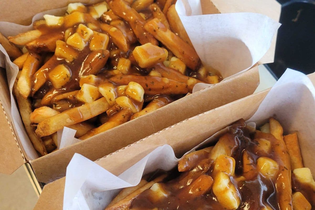 2 X lil' Poutines