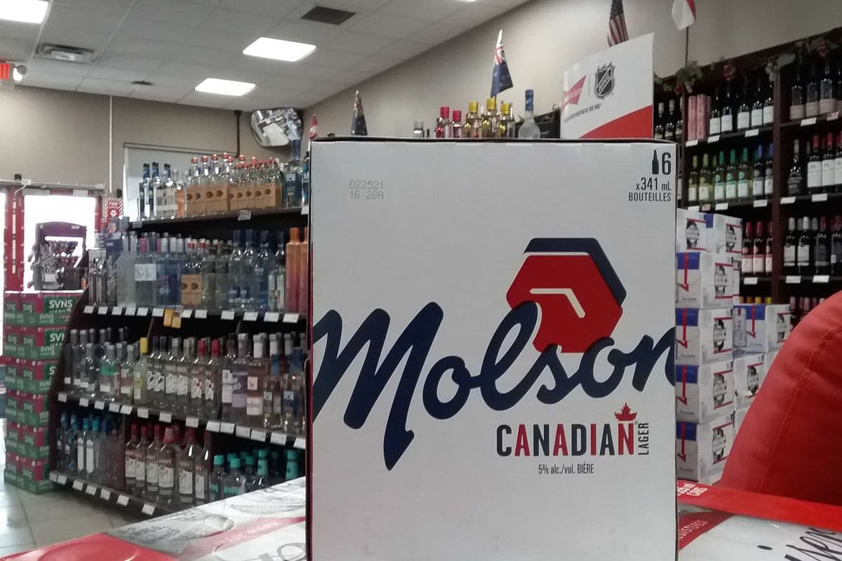 Canadian 6 bottles (6 x 341 ml)