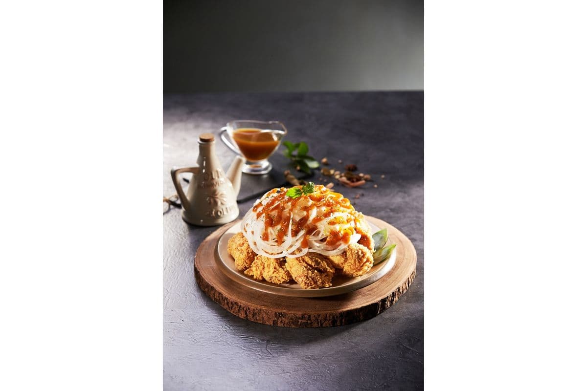 3. Curry Snow Onion Chicken