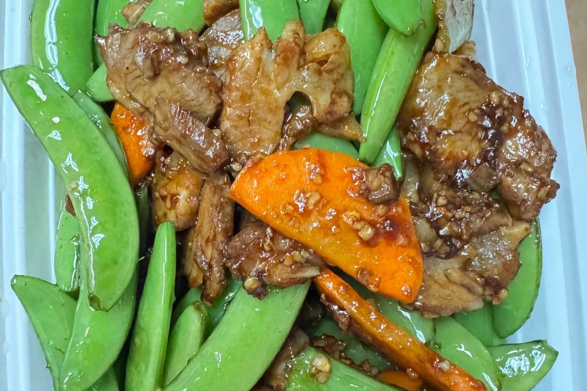 BBQ Pork with Snap Peas 叉烧炒甜豆