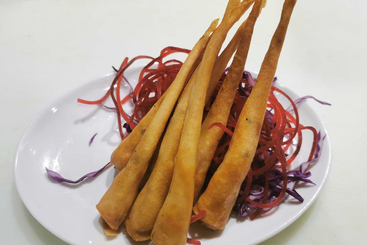 100. Garlic Prawn Twister (8Pcs)