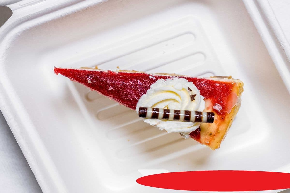 Mix Berry Cheesecake Slice (113grams) (350 Cal)