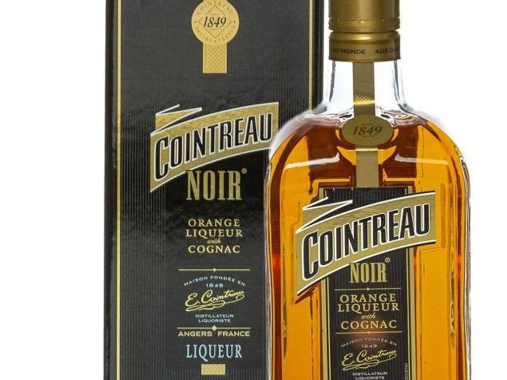 Cointreau Noir 750ml