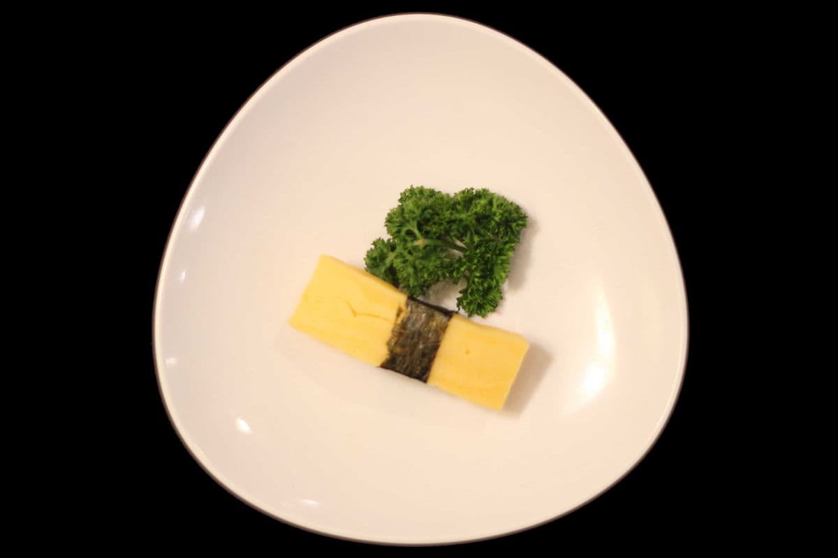 Tamago Sushi (2 pcs)