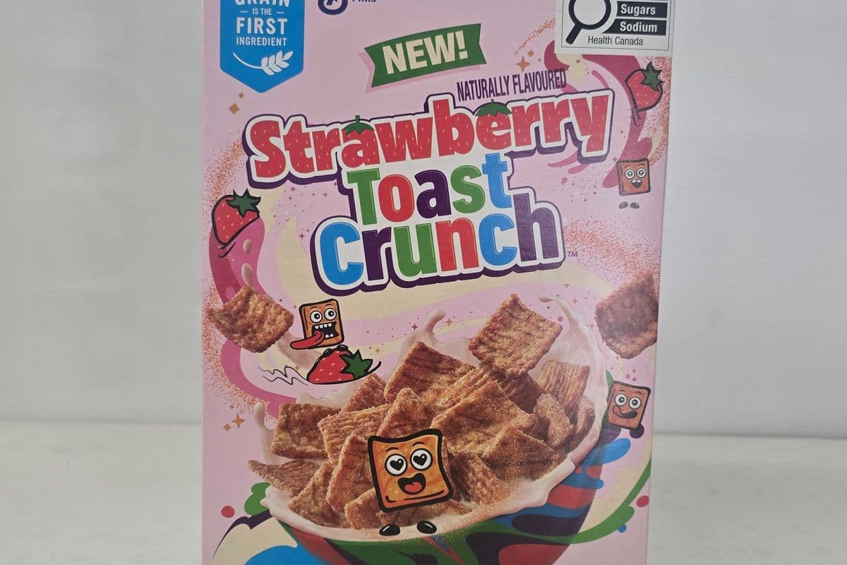 Strawberry Toast Crunch Cereals (340g)