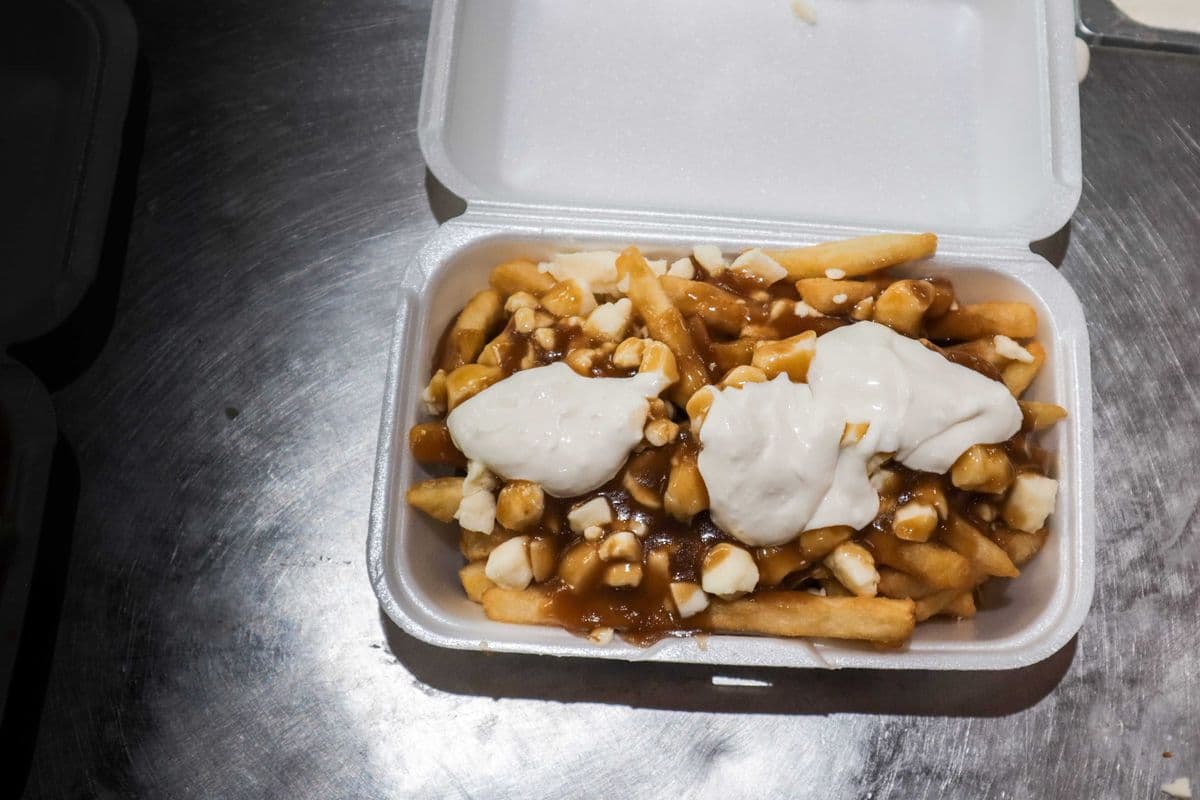 Garlicky Poutine