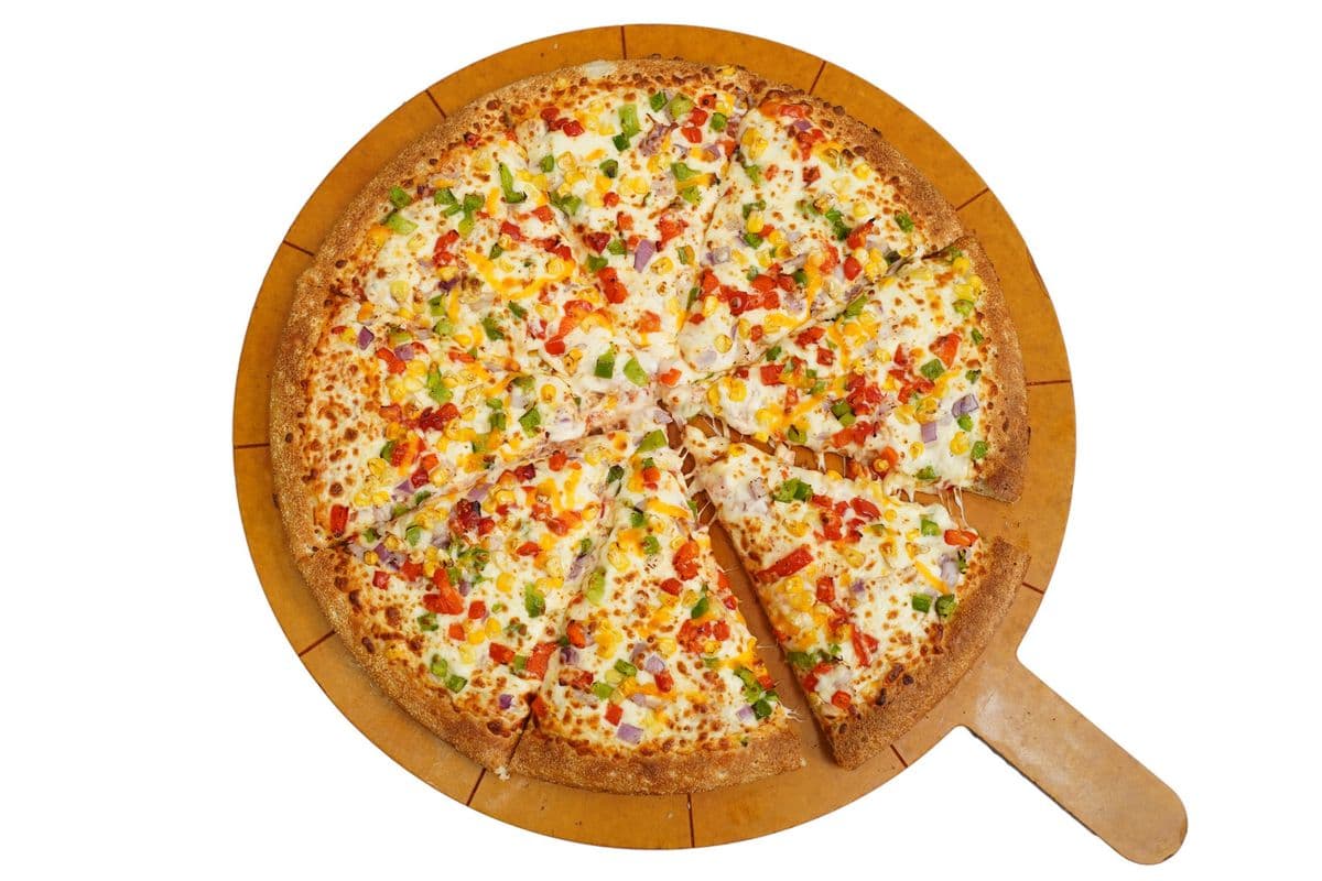 Corn Deluxe Pizza