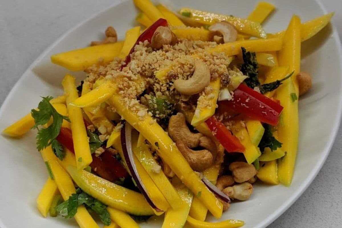 SA1. Mango Salad