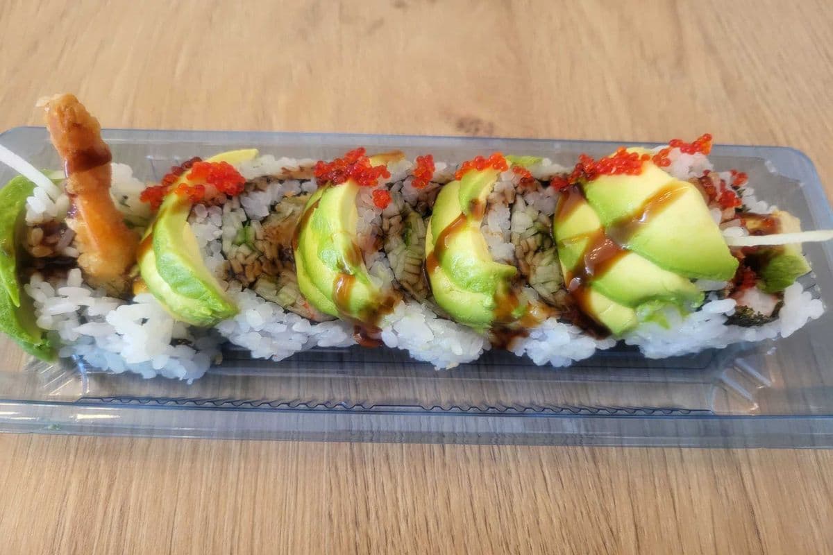 Green Dragon Roll (5 pcs)