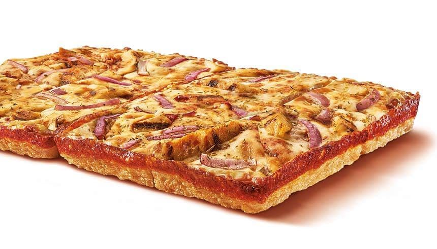 Detroit Style Deep Dish Stuffed Crust BBQ Chicken